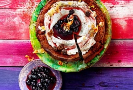 Chocolade-espressotaart met mascarpone en amarena kersen