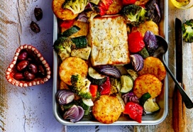 Geroosterde feta met röstirondjes en groenten